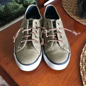 Sperry Tennis Shoes